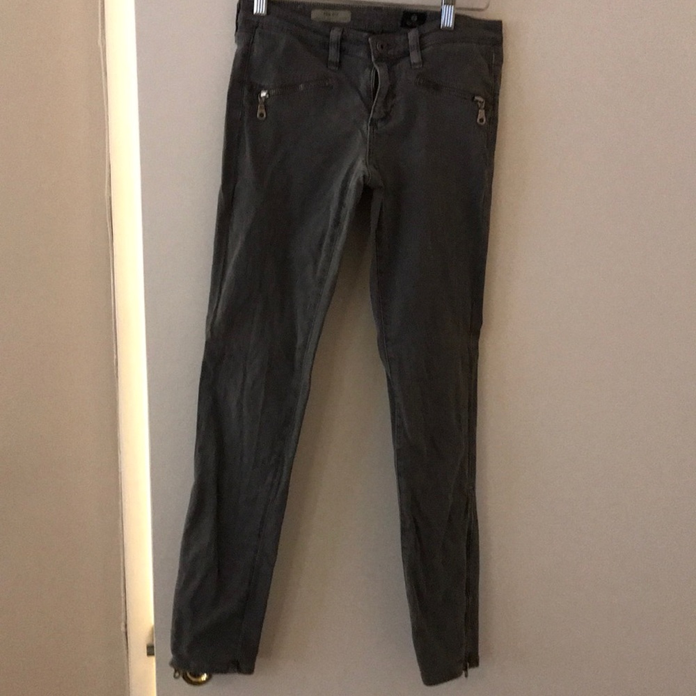 Gray AG size 26 zipper skinny jean